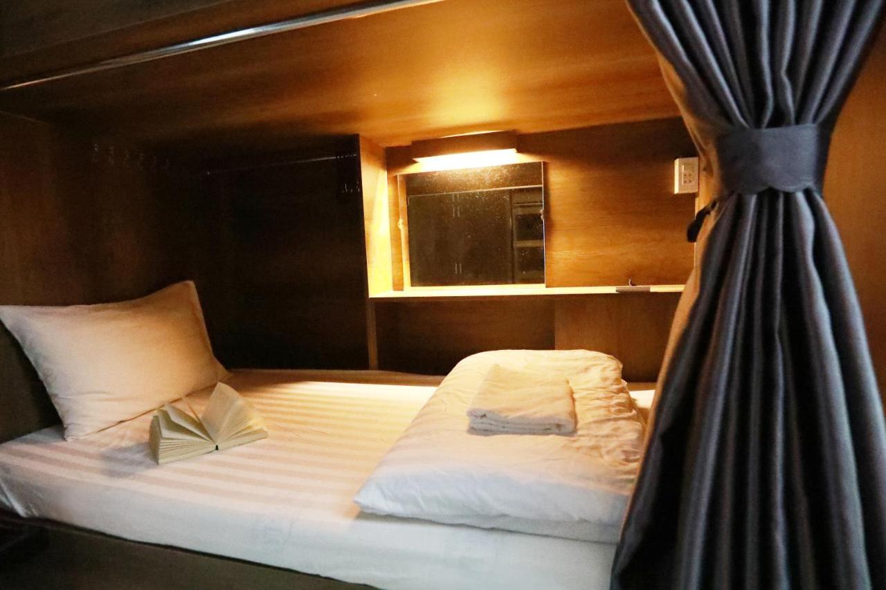 Bui Vien Street Hostel ホーチミン市 エクステリア 写真