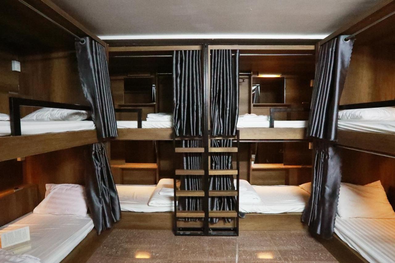 Bui Vien Street Hostel ホーチミン市 エクステリア 写真