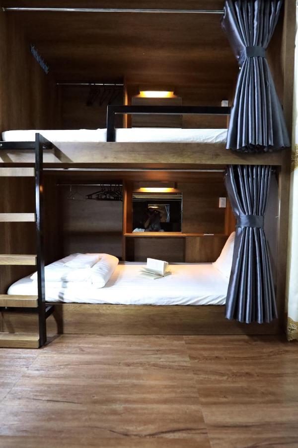 Bui Vien Street Hostel ホーチミン市 エクステリア 写真
