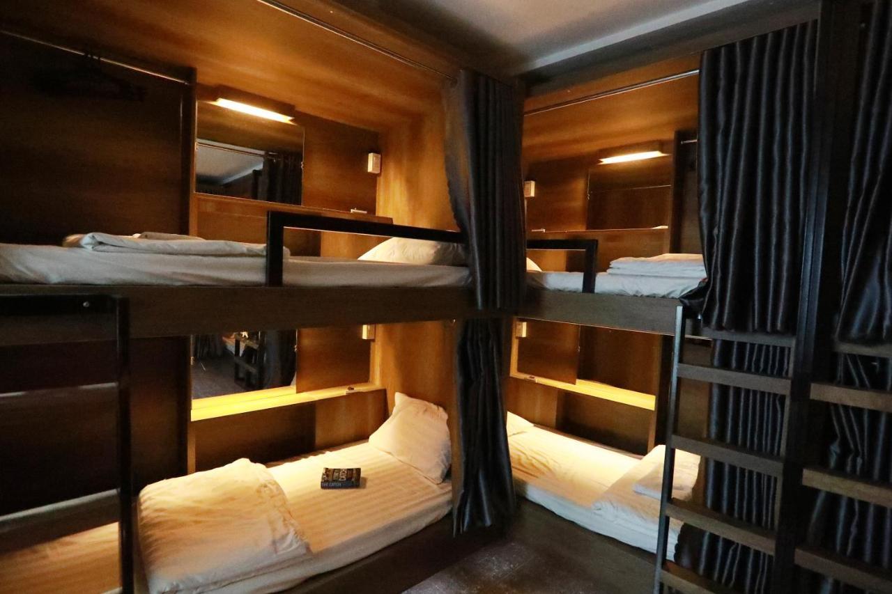 Bui Vien Street Hostel ホーチミン市 エクステリア 写真