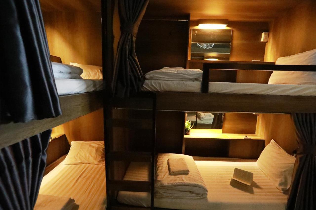 Bui Vien Street Hostel ホーチミン市 エクステリア 写真